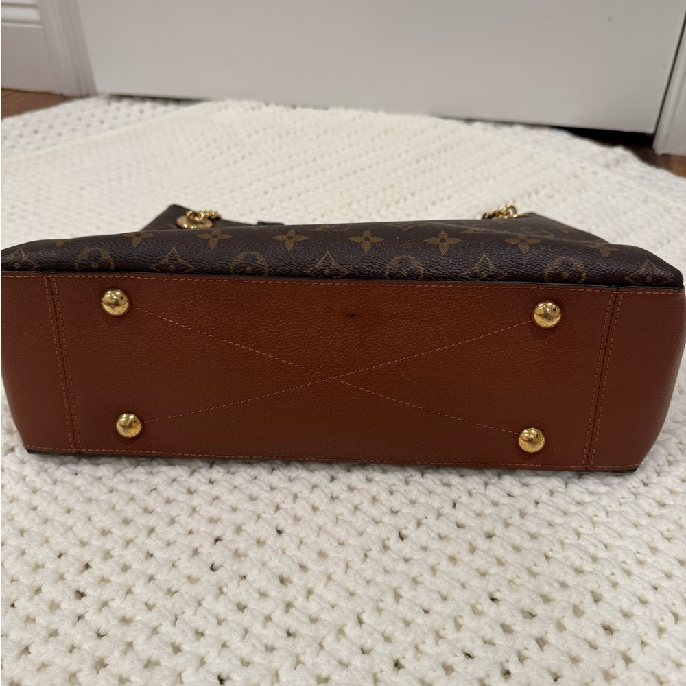 Louis Vuitton Monogram Surene MM Shoulder Bag - Picture 13 of 13